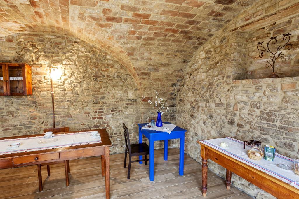 Agriturismo Bio-Melampo Villa Ancarano  Buitenkant foto